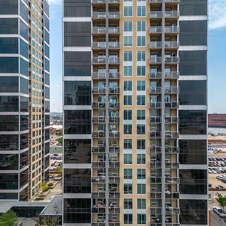 City Centre Retreat - 1Br Condo With Desk 卡加利 外观 照片